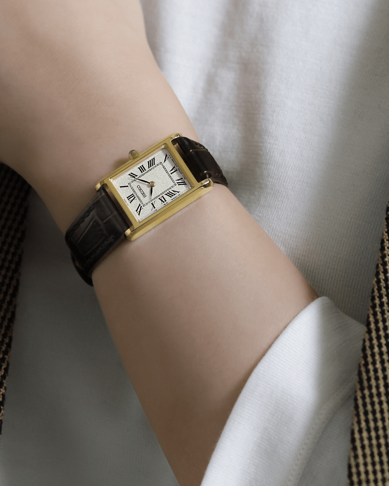 ソーラーレディース腕時計SEIKOセイコー nano・universe  ソーラー レディース 腕時計